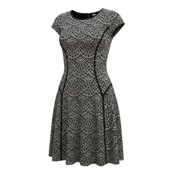 Maggy London Black and Cream Lace Midi Dress, size 12, like new - Picture 5 of 6